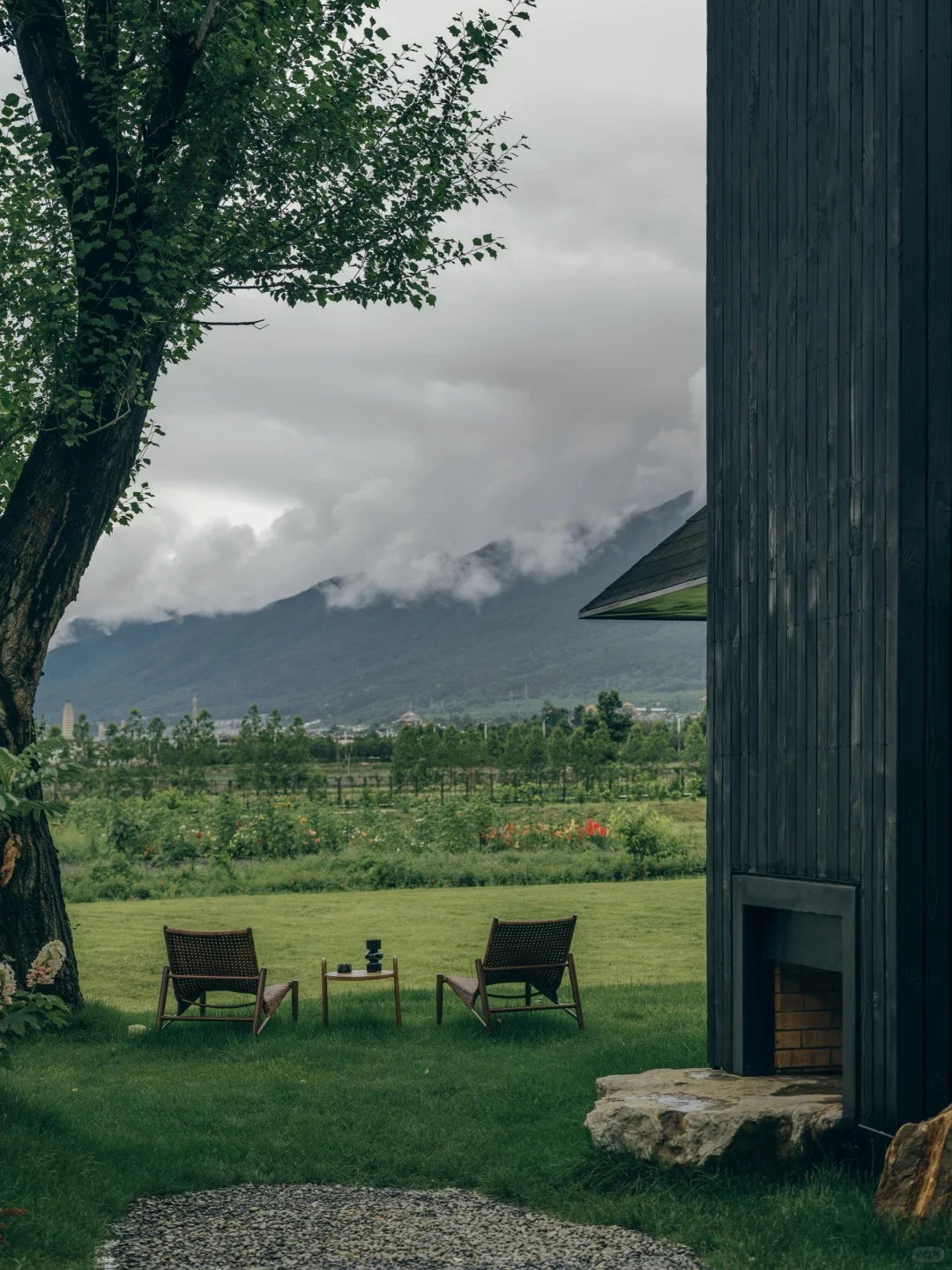 Shaxi Linden Centre's rammed-earth courtyard — award-winning boutique stay in an ancient Tea Horse Road market village, Yunnan