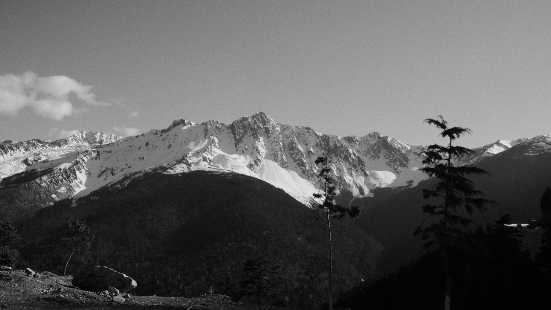 Mountain view from Poodom Meili — every room faces this