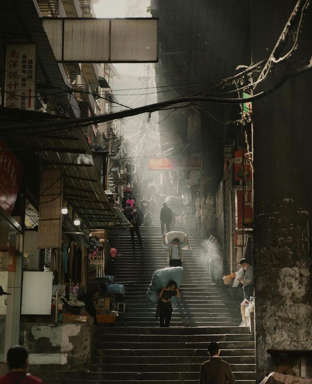 Cultural Roots & Urban Pulse — Chongqing (4)