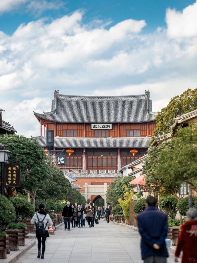 Weishan Ancient Town — Dali (2)