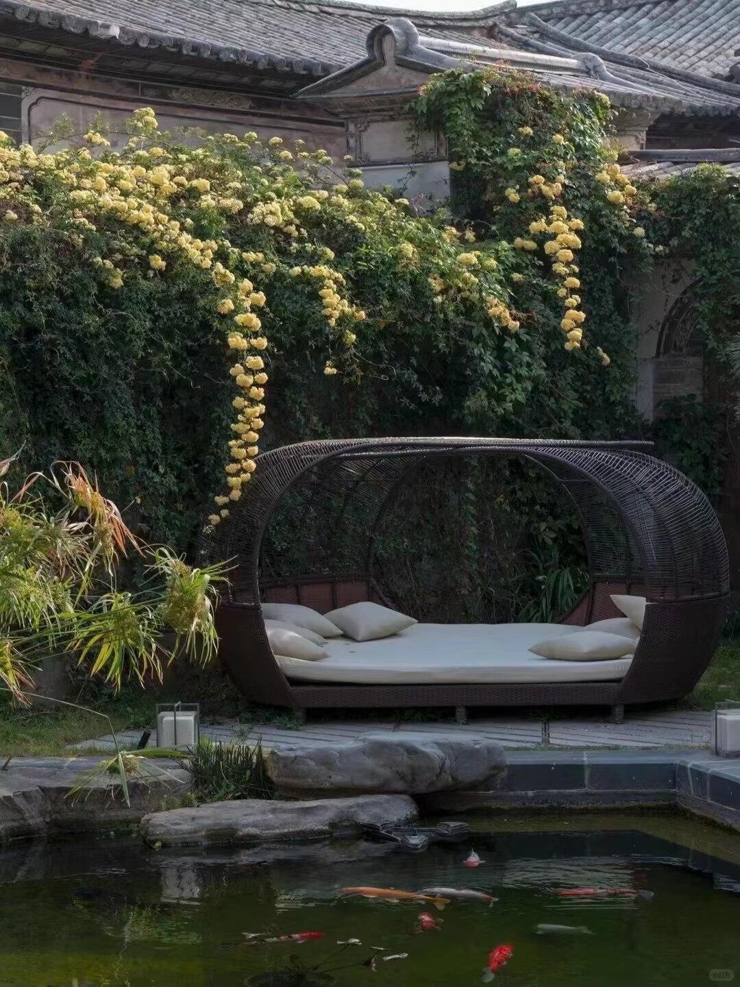 Weishan heritage stay detail — quiet courtyard