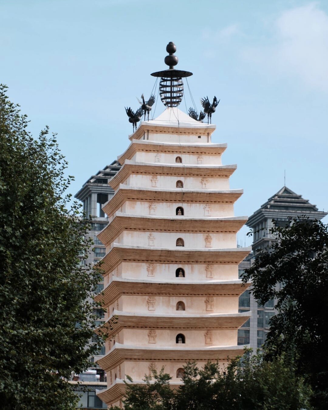 Experience the City's Vibrance — Kunming (5)