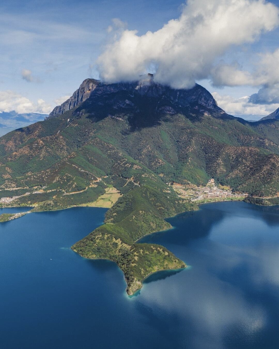 Journey to Lugu Lake — Lijiang (3)