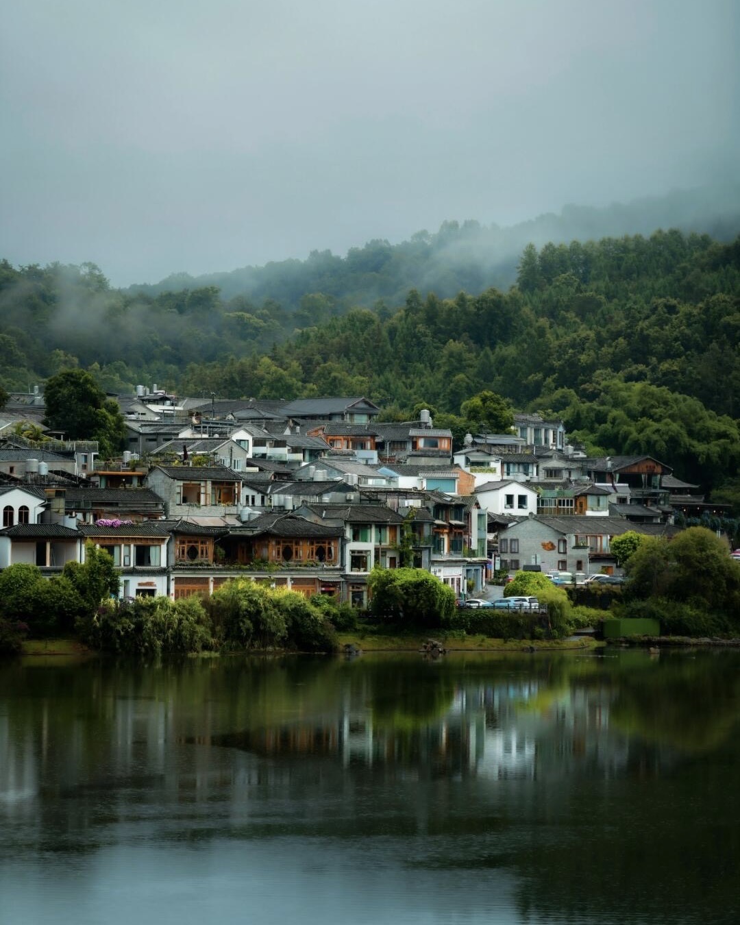 Lotus pond at Heshun Ancient Town — the heritage architectural moment