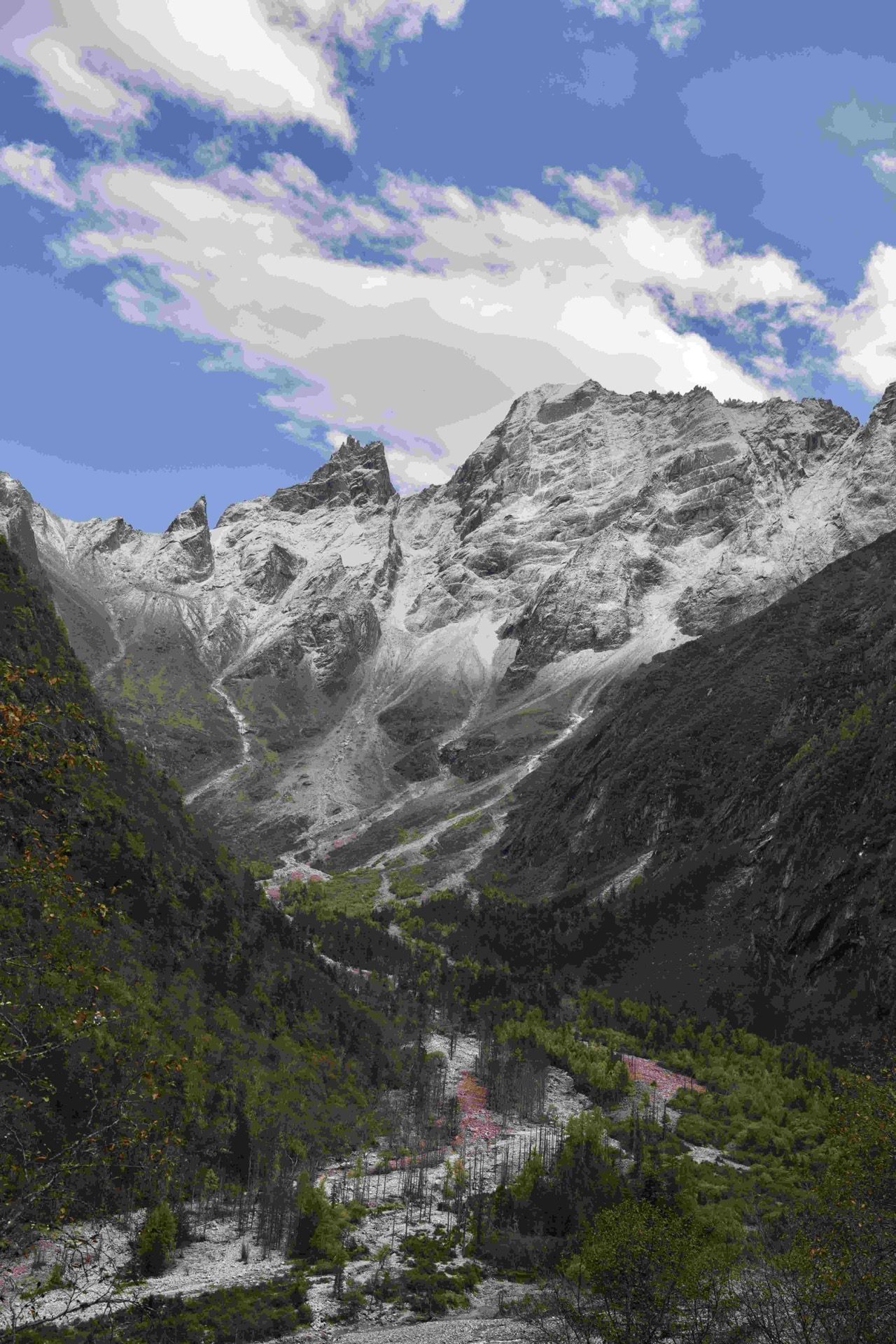 Serpentine mountain road through the West Sichuan highlands — Li-Xiao Highway
