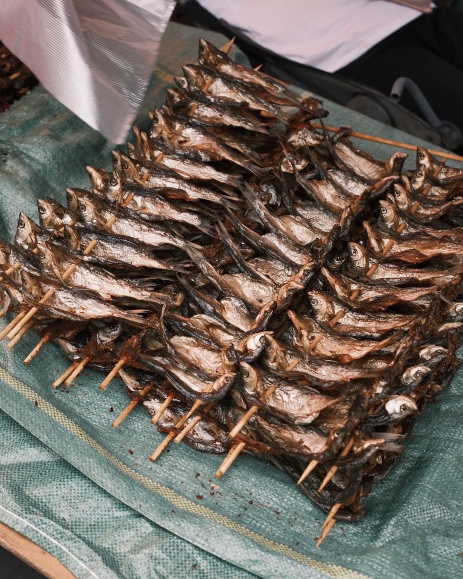 Stalls and shoppers at Lancang Grand Market in Kunming — Yunnan slow culture tour