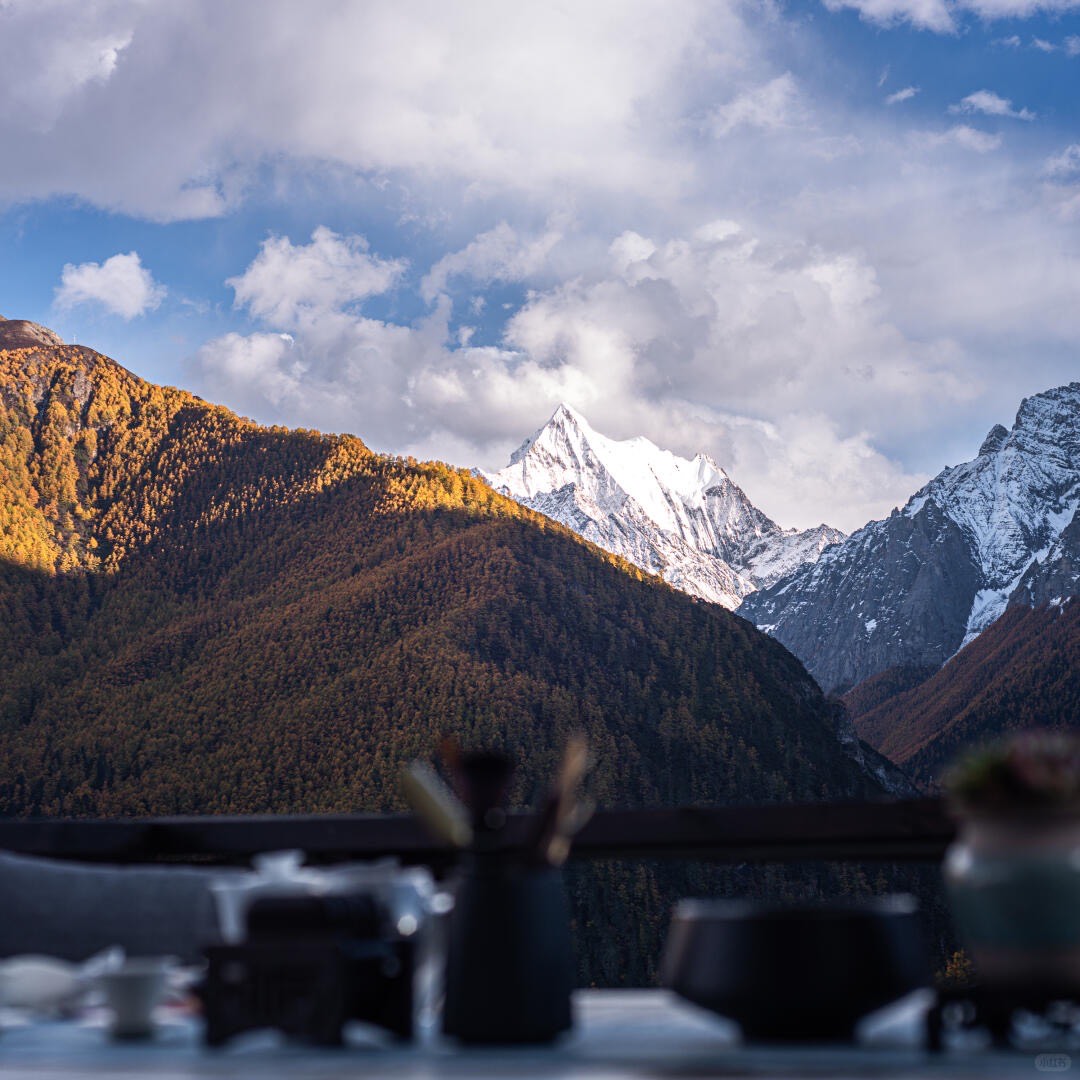 Qianqiu Snow — Daocheng Yading (boutique stay)