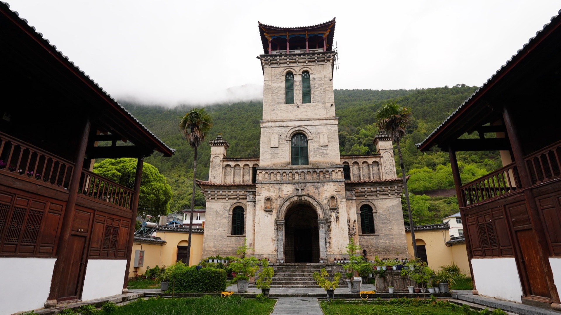 The courtyard of Cizhong's mission church