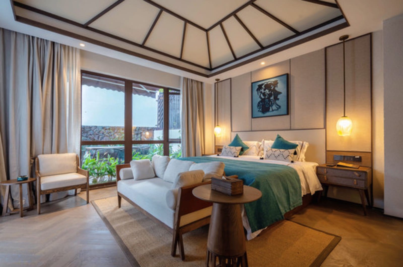Fanshi Hotel — a carved-timber room